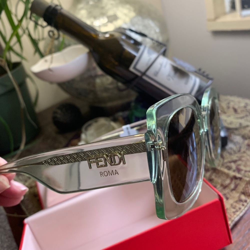 SOLD⛔️Authentic FENDI 53mm Square Acetate logo sunglasses - Picture 10 of 14